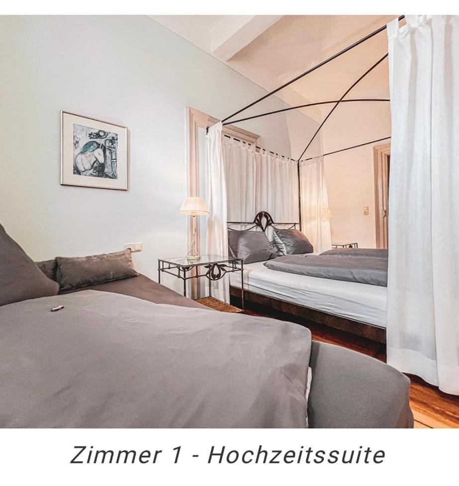 Hotel Weinstube Am Markt Gerolzhofen Екстер'єр фото