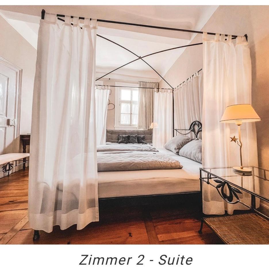 Hotel Weinstube Am Markt Gerolzhofen Екстер'єр фото