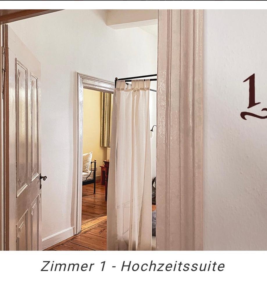 Hotel Weinstube Am Markt Gerolzhofen Екстер'єр фото