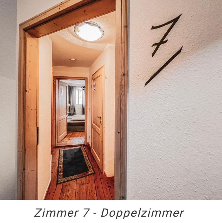 Hotel Weinstube Am Markt Gerolzhofen Екстер'єр фото