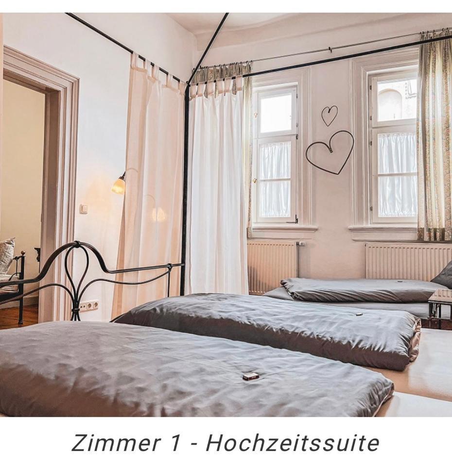 Hotel Weinstube Am Markt Gerolzhofen Екстер'єр фото