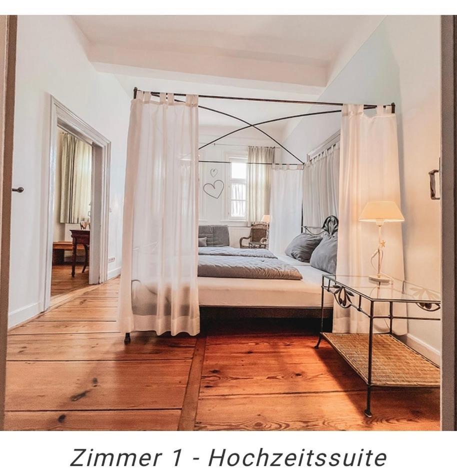 Hotel Weinstube Am Markt Gerolzhofen Екстер'єр фото